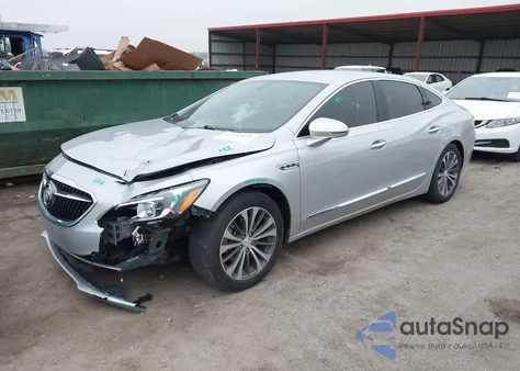 2017 Buick Lacrosse Essence z USA, uszkodzony, nr VIN 1G4ZP5SS9HU192761